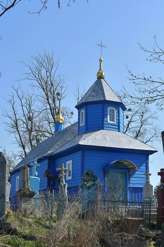 Петропавлівська церква (Устилуг) — деталі фасаду, Устилуг