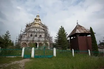 Дзвіниця церкви Різдва Пресвятої Богородиці (Петропавлівської церкви) — Церква Різдва Пресвятої Богородиці Вороблячин, Воробл
