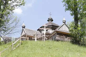 Церква святого Архистратига Михаїла — загальний вигляд, Ясень