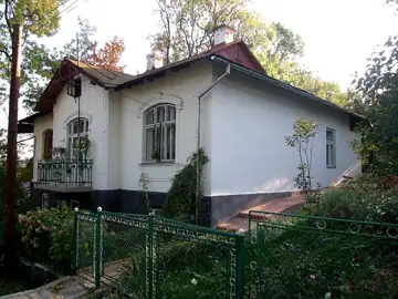 Житловий будинок — загальний вигляд, Долина