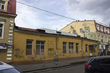 Флігель — Верхній Вал б, Київ