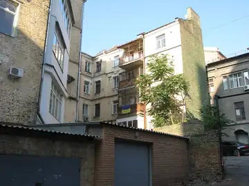 Флігель — Шота Руставелі в, Київ
