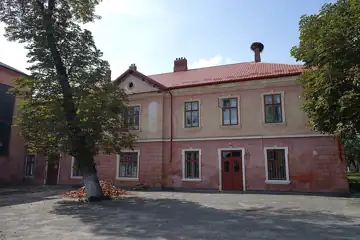 Будинок суду — загальний вигляд, Комарно