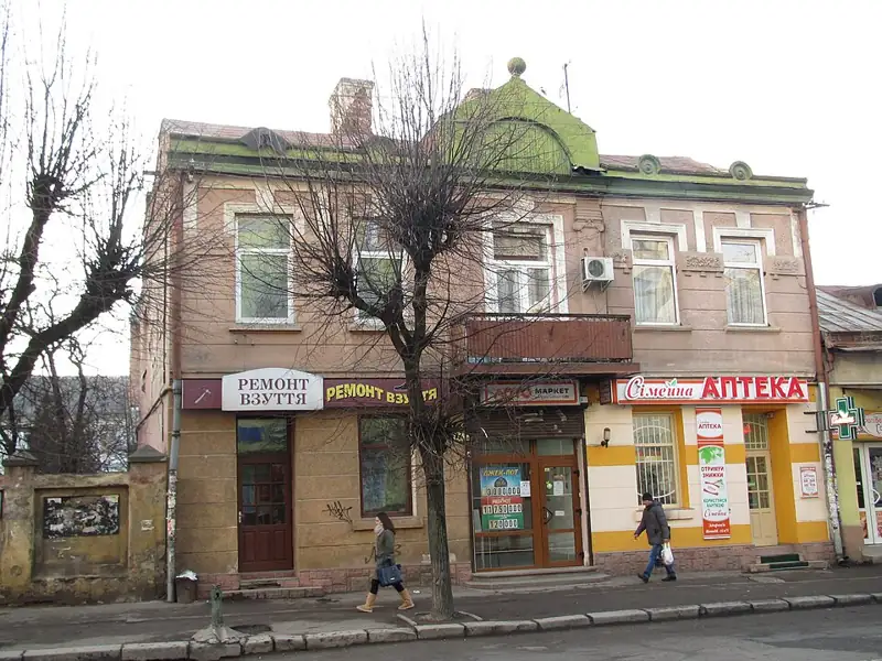 Житловий будинок — панорама околиць, Івано-Франківськ