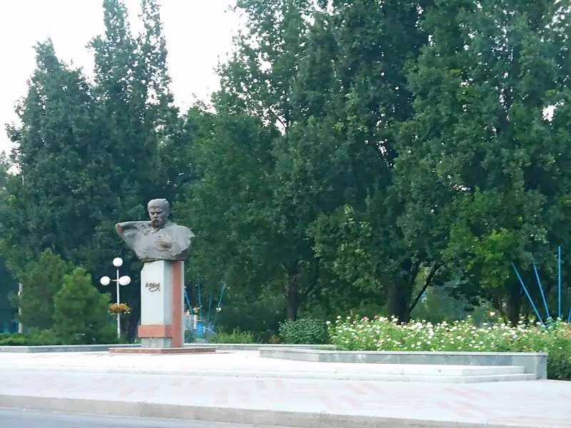 Пам'ятник Т. Г. Шевченку — Запоріжжя пр т Моторобудівників Пам`ятник Шевченку Т.Г, Запоріжжя, фото 2