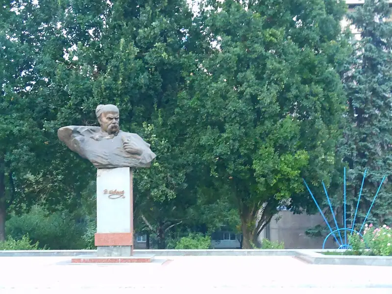 Пам'ятник Т. Г. Шевченку — Запоріжжя пр т Моторобудівників Пам`ятник Шевченку Т.Г, Запоріжжя, фото 3