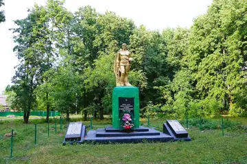 Пам'ятник 56 воїнам-односельчанам, загиблим на фронтах Великої Вітчизняної війни — Пам’ятник воїнам односельчанам загиблим на