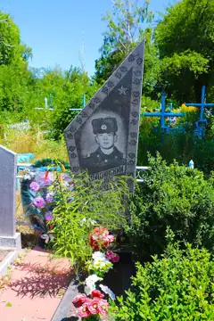 Могила воїна-афганця М. І. Жбадинського — Могила воїна афганця Жбадинського М. І. Дашів смт, Дашів