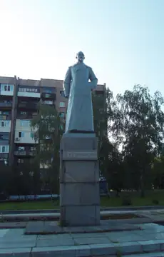 Пам'ятник Ф. Е. Дзержинському, державному діячеві СРСР — Памятник Дзержинскому город Дзержинск улица Дзержинского, Торецьк