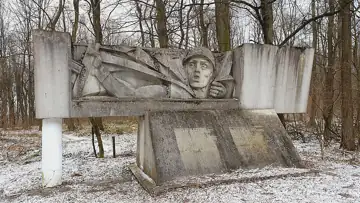Пам'ятник воїнам радянської армії — Пам'ятник загиблим у II Світовій війні, Вільшаниця