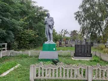 Група (5) братських могил радянських воїнів. Поховано 18 осіб — Братська могила радянських воїнів с. Королівка загальний вигл