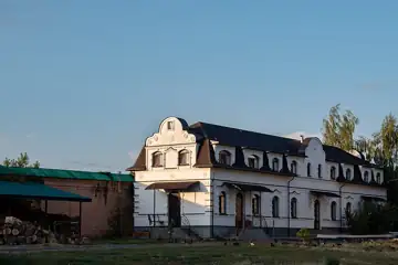 Готель — Спасо Преображенський Мгарський монастир будівля трапезної для паломників, Мгар