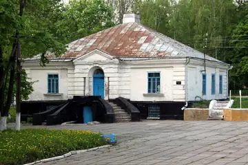Флігель — загальний вигляд, Верхівня