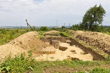 Городище із спорудою кам'яної церкви Святого Пантелеймона — загальний вигляд, Шевченкове
