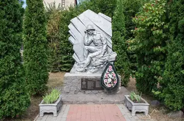 Пам'ятник воїнам-афганцям — Володарка. Пам’ятник воїнам афганцям, Володарка