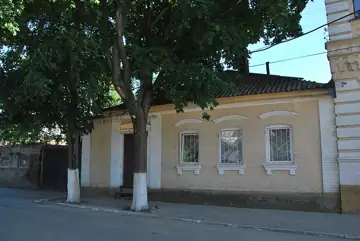 Колишні стайні — загальний вигляд, Кропивницький
