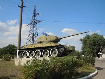 Пам'ятник воїнам-односельцям, загиблим в роки Великої Вітчизняної війни — загальний вигляд, Біляївка