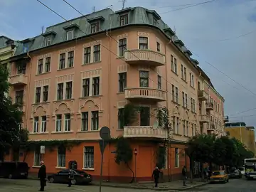 Житловий будинок — Чернівці Ватутіна Грушевського, Чернівці