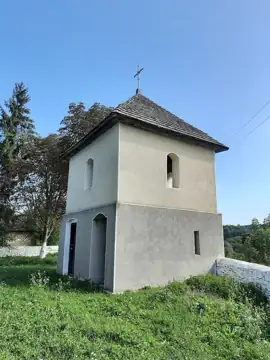 Дзвіниця Церкви Св. Параскеви — загальний вигляд, Козина