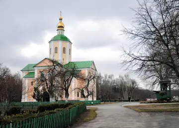 Троїцька церква Мотронинського монастиря (мур.) — загальний вигляд, Мельники