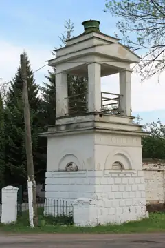 Мури та брама (мур.) — Брама палацу в Сокиринцях, Сокиринці