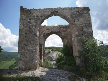 Башта «Киз-Куле» — загальний вигляд, Красний Мак