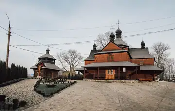 Благовіщенська церква та дзвіниця — загальний вигляд, Коломия