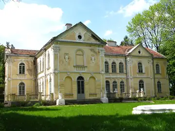 Палац Фредрів-Шептицьких — загальний вигляд, Вишня