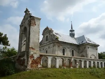 Костел Успіння Пресвятої Богородиці — загальний вигляд, Білий Камінь