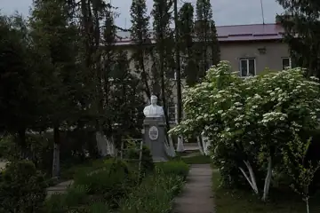 Пам'ятник Іванові Франку — загальний вигляд, Винники