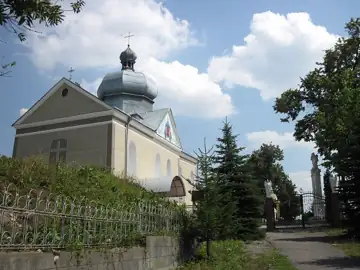 Церква Покрови Пресвятої Богородиці — загальний вигляд, Залізці