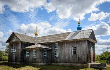 Успенська церква — загальний вигляд, Вечірки