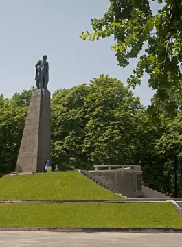 Могила Тараса Шевченка — Могила поета Т. Г. Шевченка та пам’ятник Т.Г.Шевченку Канів, Канів