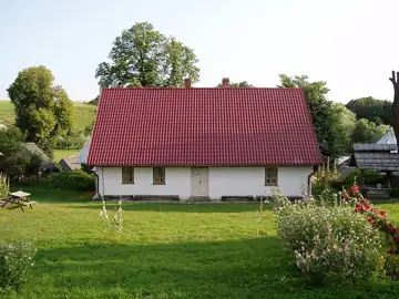 Художньо-меморіальний музей Устияновичів — Садиба Устияновичів у Вовкові, Львівська область