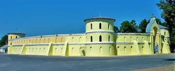 Круглий двір — загальний вигляд, Тростянець