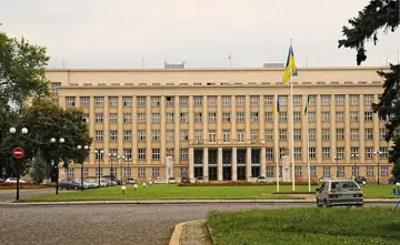 Будівля Земського уряду (Ужгород) — загальний вигляд, Ужгород